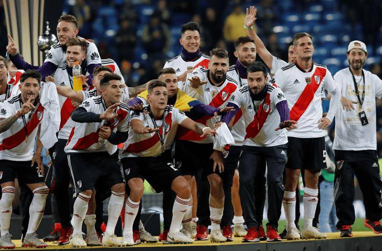 河床替补席深度成优势，冲击世俱杯冠军的简单介绍