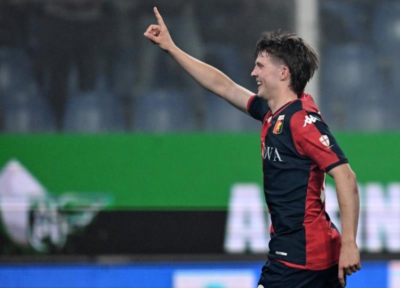 热那亚中场表现出色，助球队赢得关键胜利的简单介绍