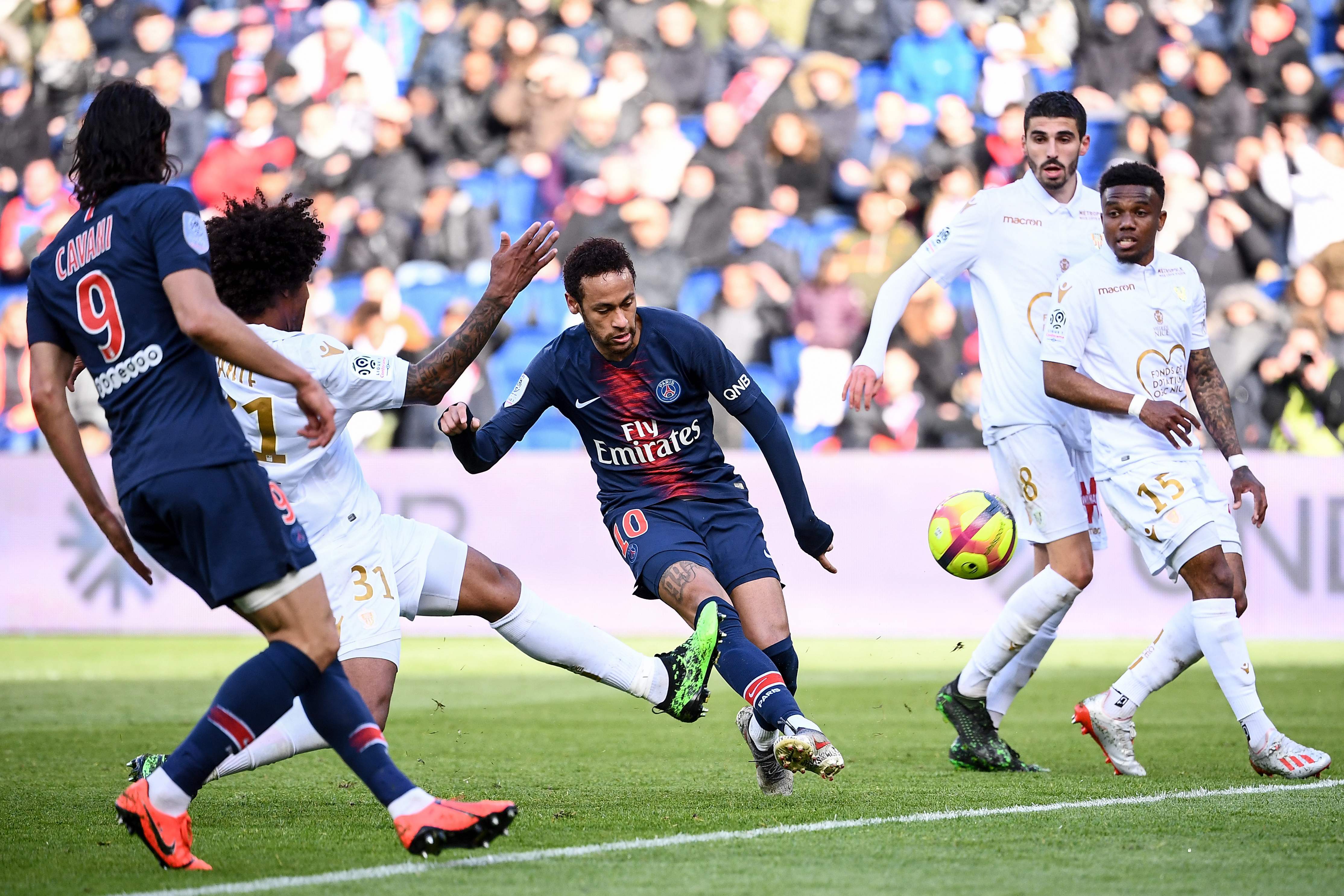 关于巴黎圣日耳曼迎战尼斯,强者脱颖而出的信息 关于巴黎圣日耳曼迎战尼斯,强者脱颖而出的信息