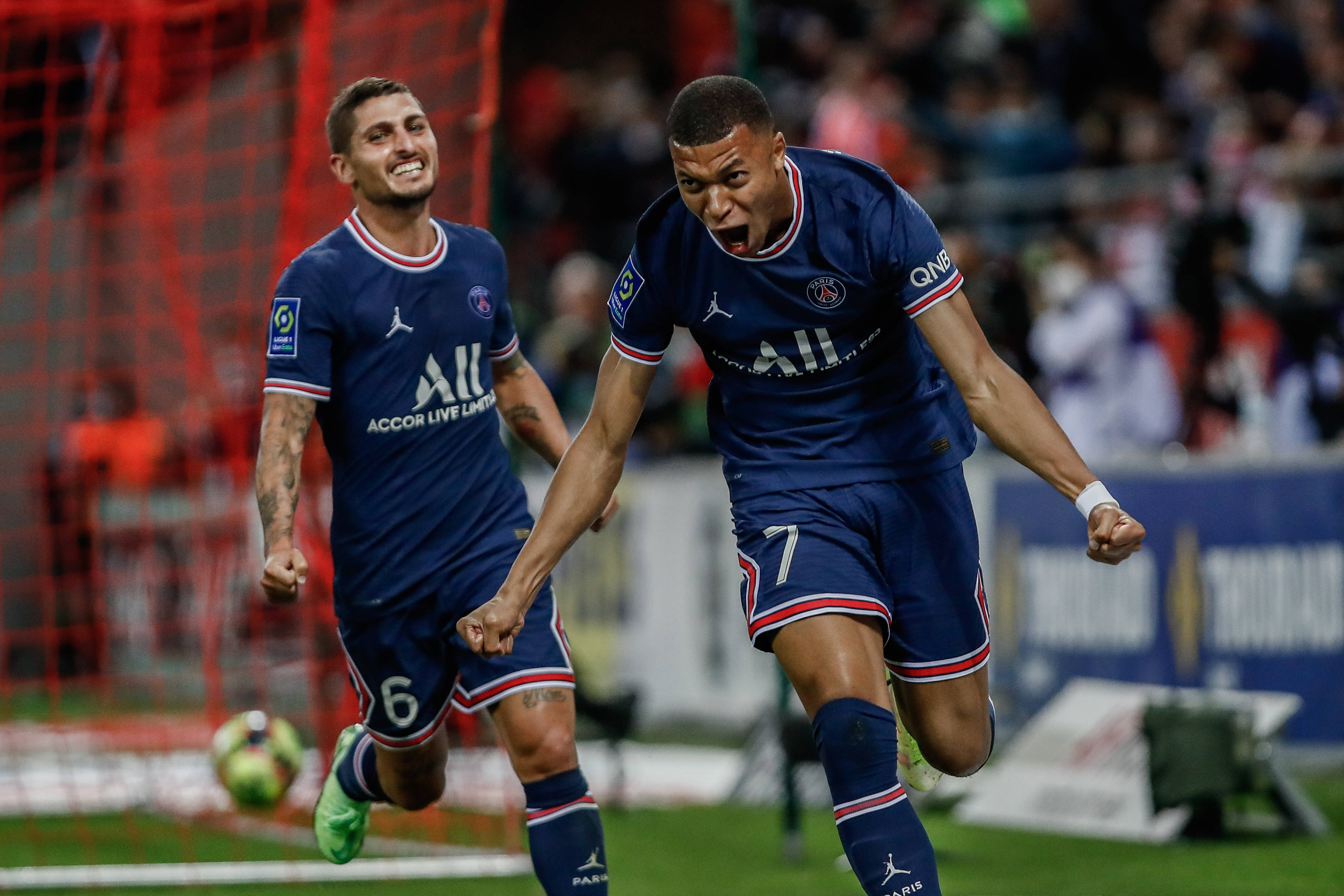 曼城计划在对阵巴黎圣日耳曼的比赛中取得胜利的简单介绍