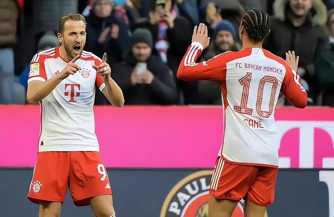 哈兰德梅开二度，拜仁轻取对手