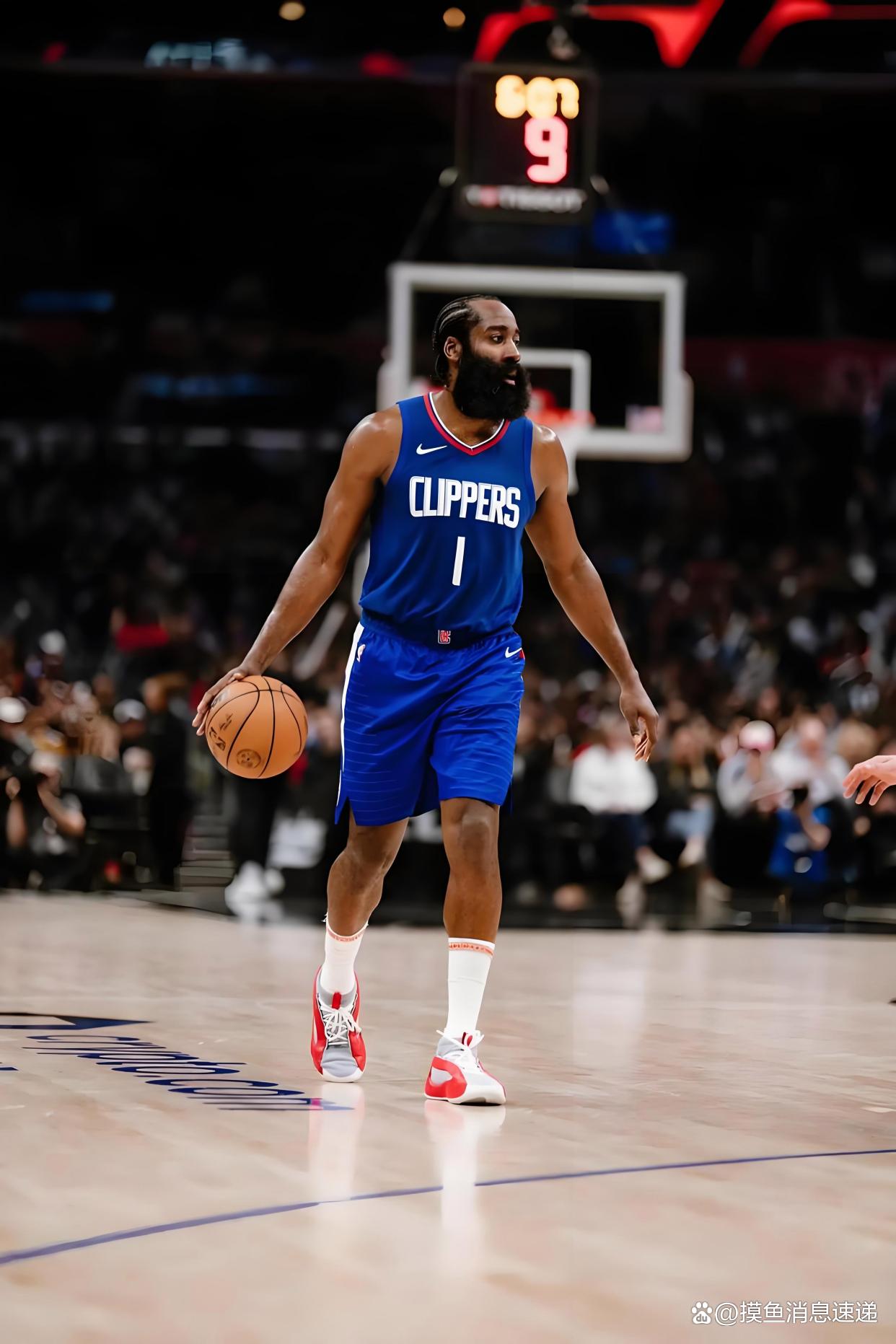 快船内线伤兵加剧,戴维斯或将暂时替补完成MVP接班的简单介绍 快船内线伤兵加剧,戴维斯或将暂时替补完成MVP接班的简单介绍