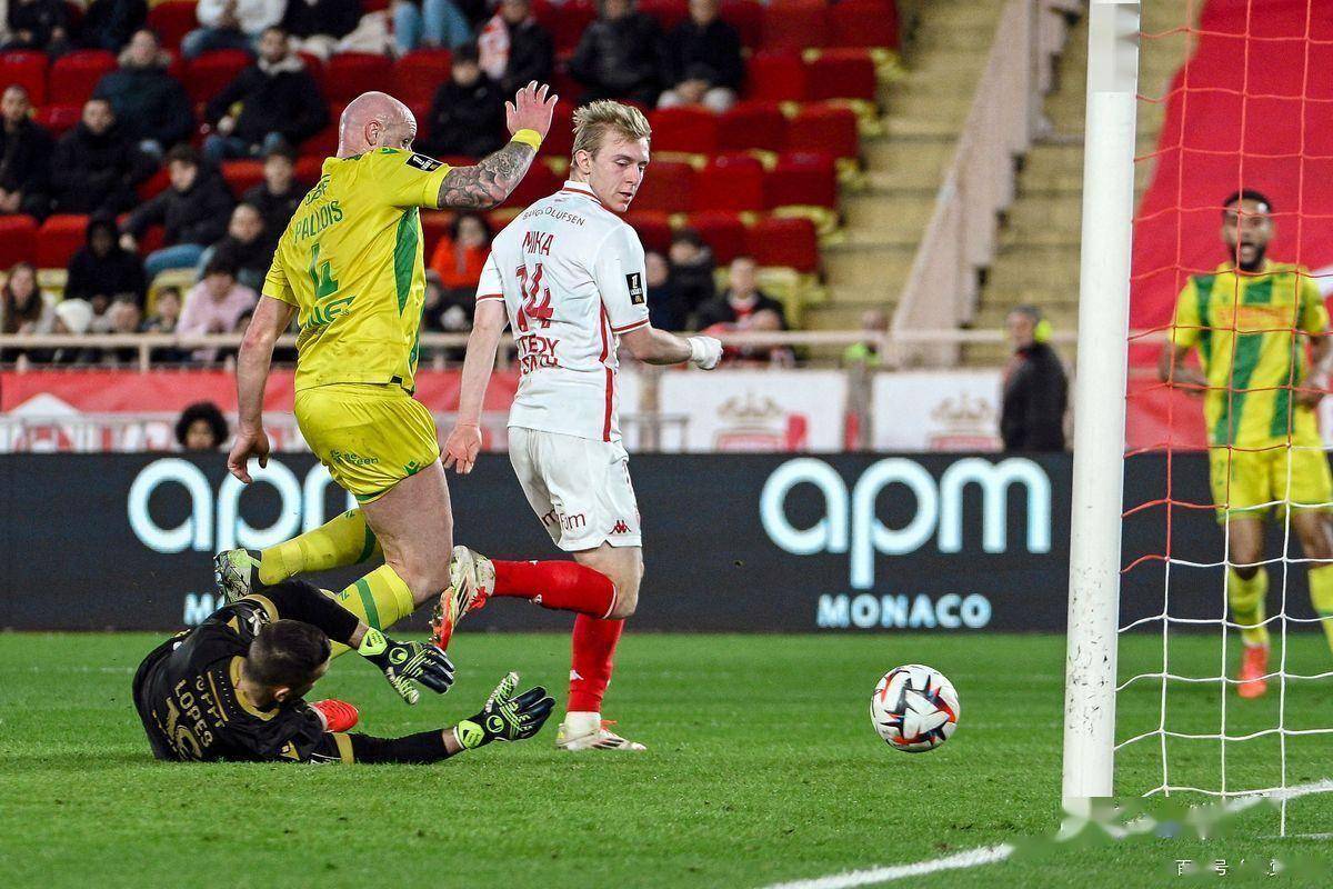 摩纳哥客场击败里尔，继续保持不败