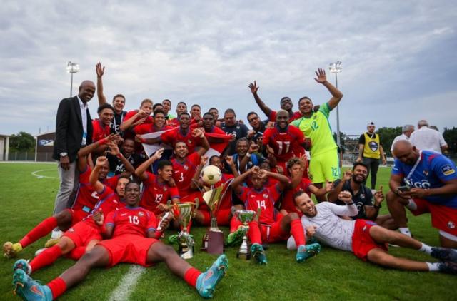 包含墨西哥横扫巴拿马，晋级形势一片大好的词条