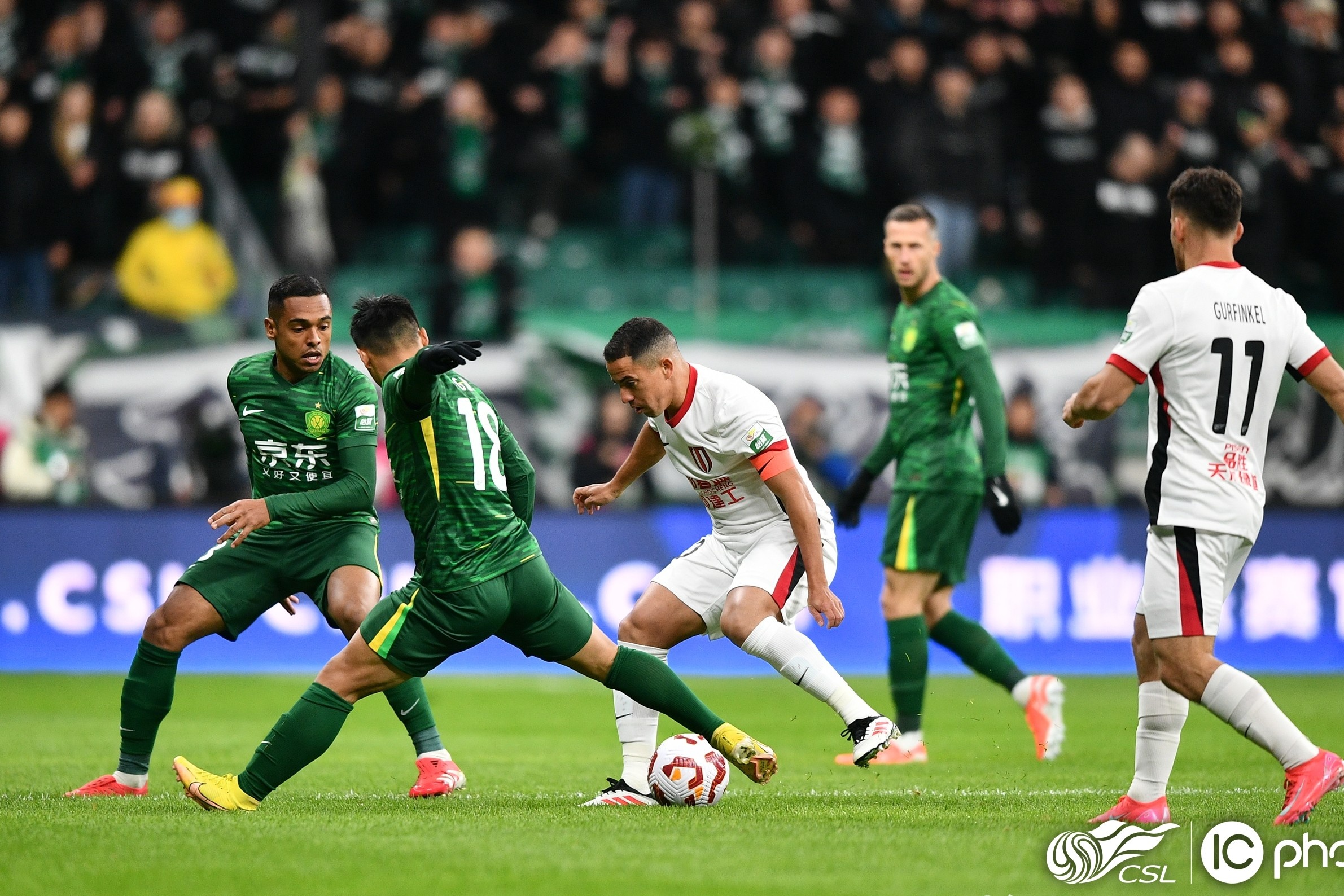 比赛结果意外惊喜，球员表现获得观众追捧