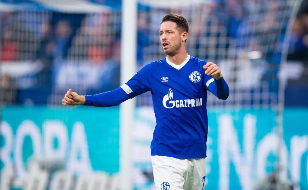 1xbet体育官方登录入口-关于沙尔克连败加剧保级风险，德国足球联赛保级形势岌岌可危的信息