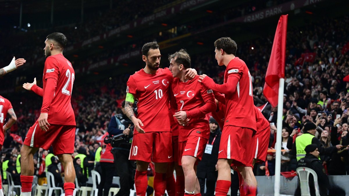 匈牙利逆袭击败冰岛，晋级欧锦预赛淘汰赛