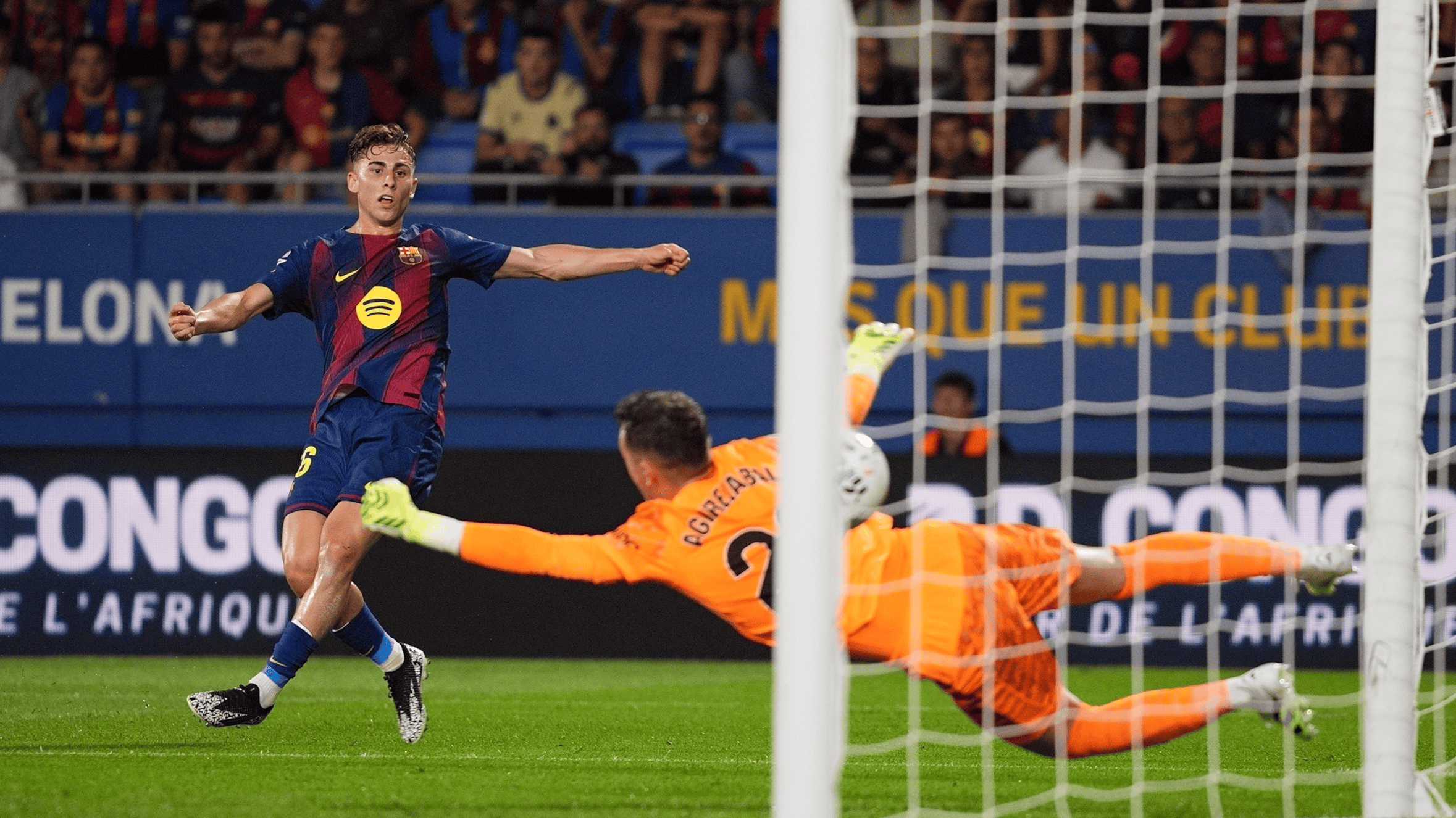 瓦伦西亚客场战胜对手,取得重要胜利的简单介绍 瓦伦西亚客场战胜对手,取得重要胜利的简单介绍