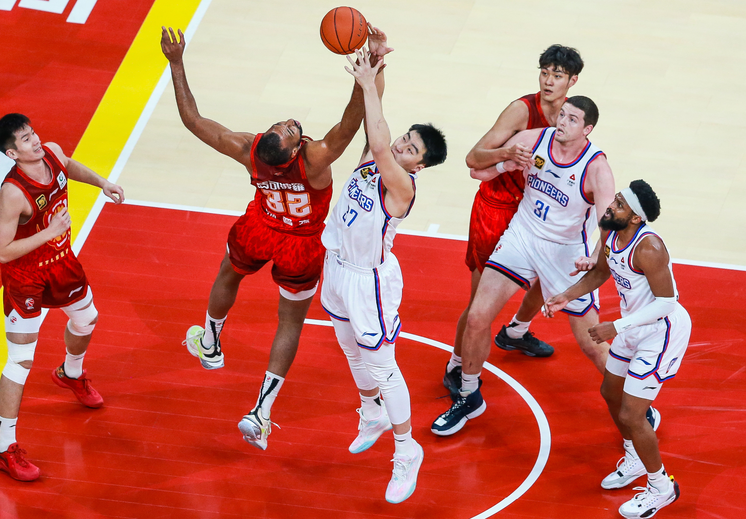 1xbet体育链接-CBA比赛火爆现场掀起狂潮