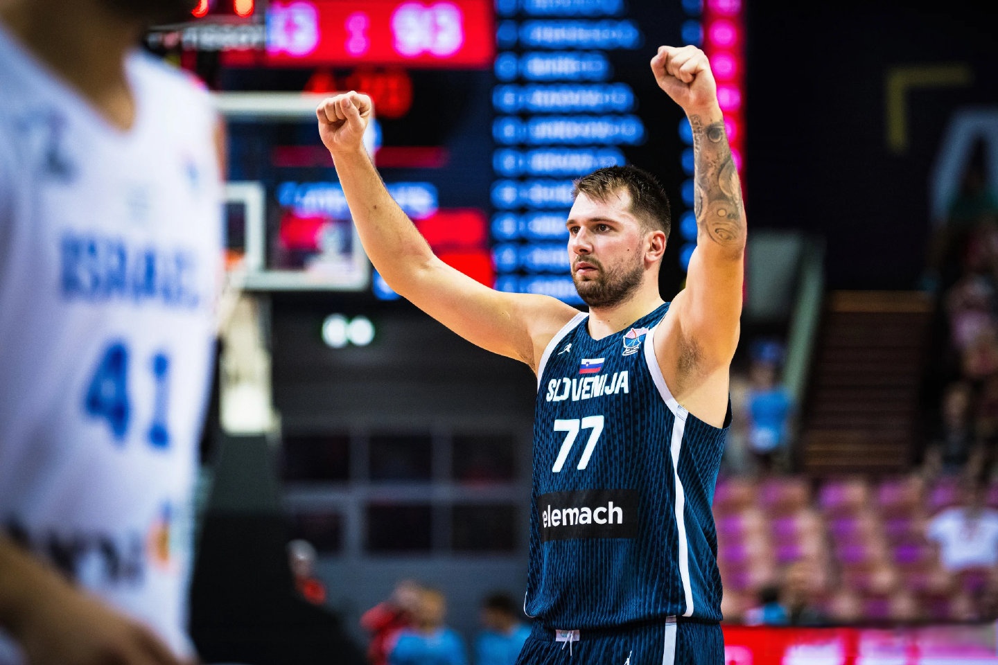 斯洛文尼亚队胜出，夺得欧洲杯冠军的简单介绍