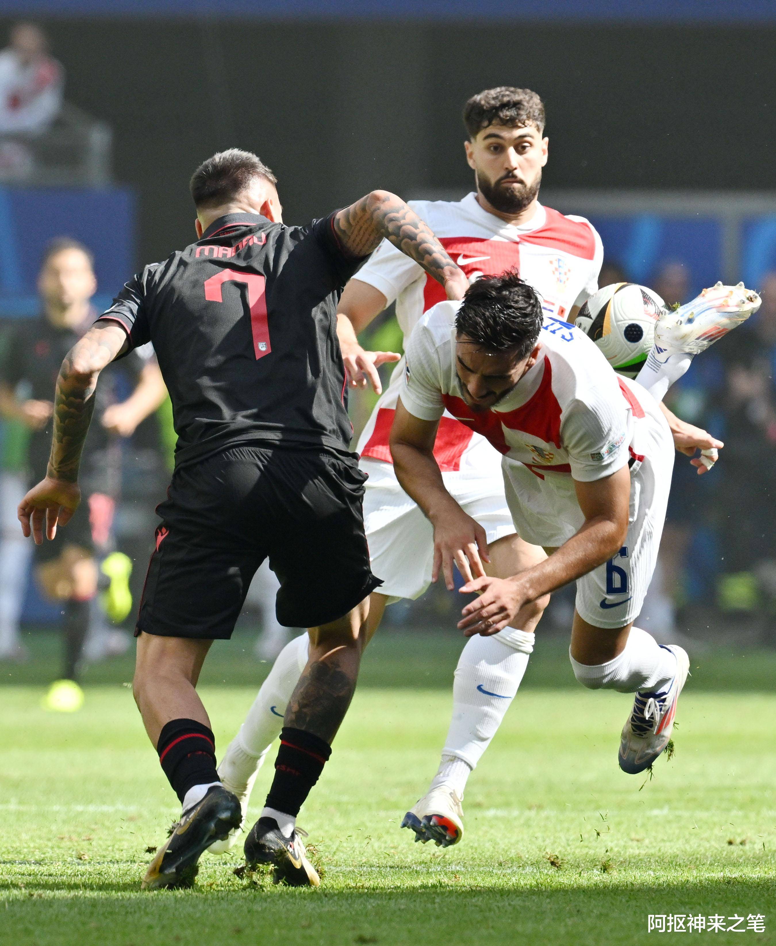 塞尔维亚队在国际比赛上抢眼表现