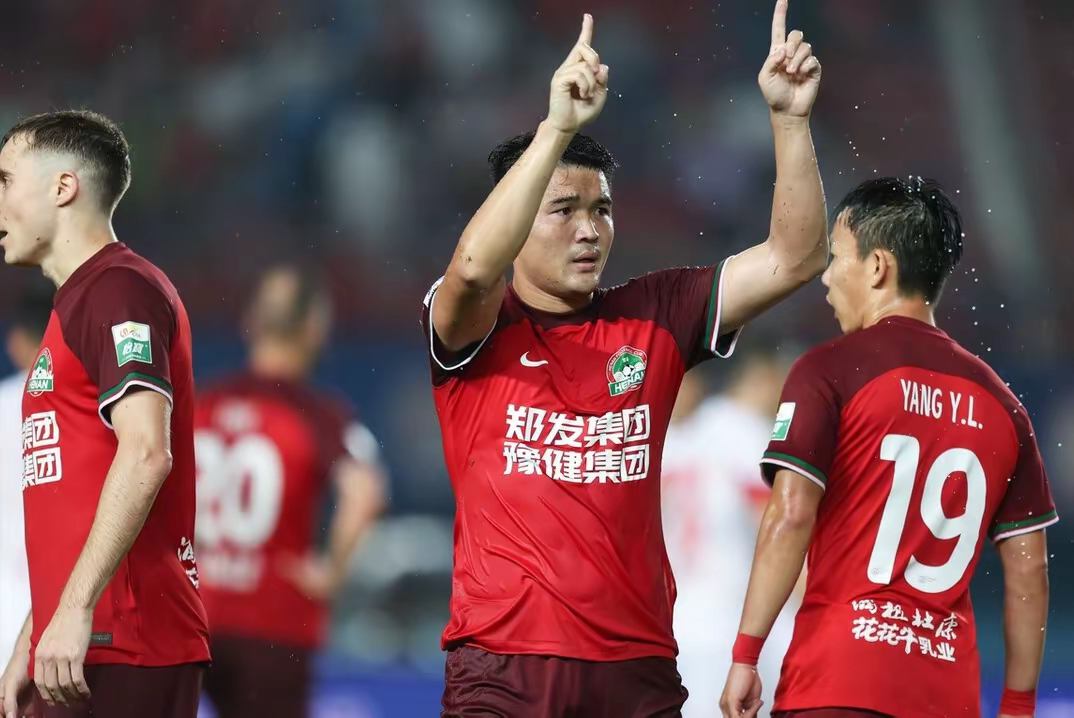 1xbet体育亚洲官网-鲁能客场挑战重庆斯威，争夺战胜机会的简单介绍